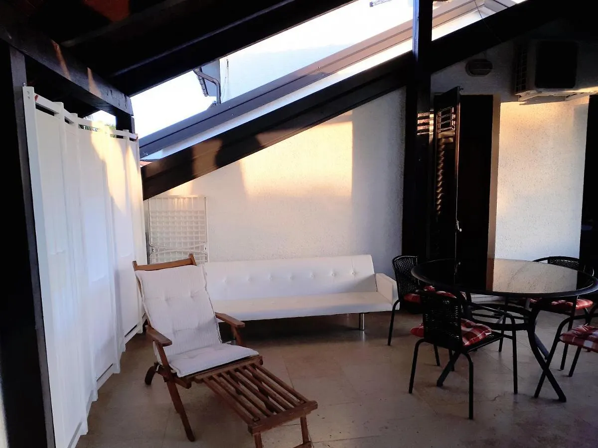Apartment Apartmani Cocolo Porec Croatia