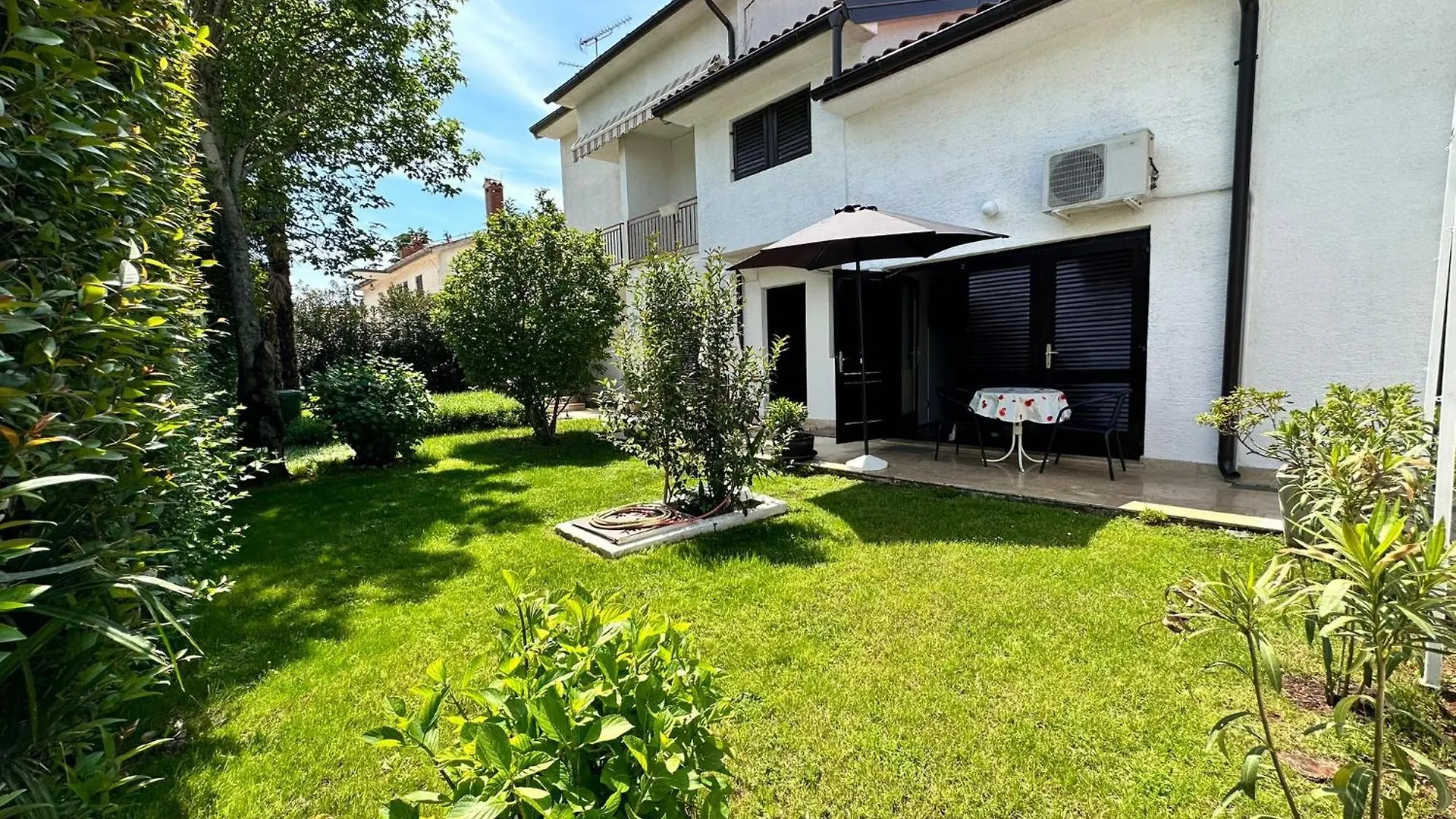 Apartmani Cocolo Porec 0*,  Croatia