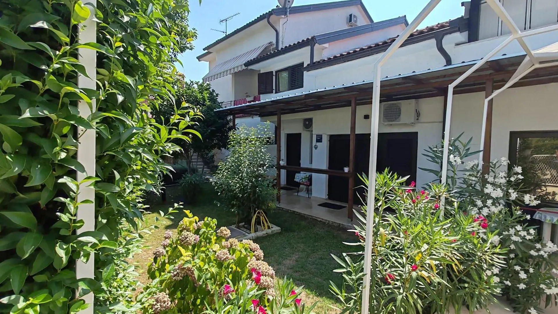 Apartmani Cocolo Porec Croatia